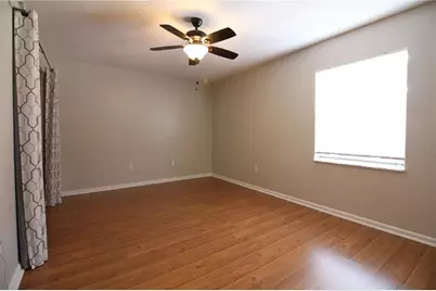 1920 E Edgewood Drive #K8, Lakeland, FL 33803 - Photo 9