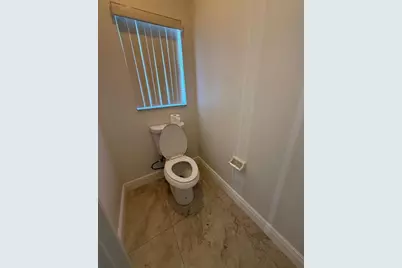 315 Edgewood Court, Kissimmee, FL 34759 - Photo 9