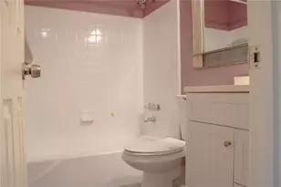 1920 E Edgewood Dr, Lakeland, FL 33803 - Photo 31