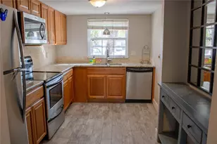 1920 E Edgewood Dr, Lakeland, FL 33803 - Photo 11