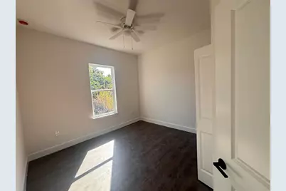 309 Lakewood Lane, Port Charlotte, FL 33953 - Photo 5