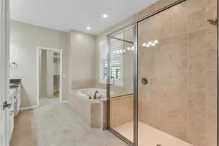 8288 Lake James Dr, Lakeland, FL 33810 - Photo 31