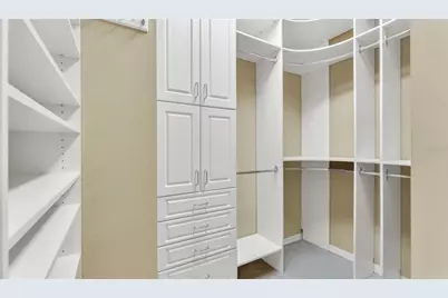 8288 Lake James Drive, Lakeland, FL 33810 - Photo 37