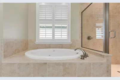 8288 Lake James Drive, Lakeland, FL 33810 - Photo 35