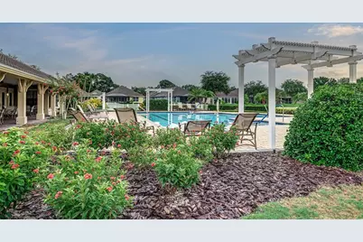 8288 Lake James Drive, Lakeland, FL 33810 - Photo 5