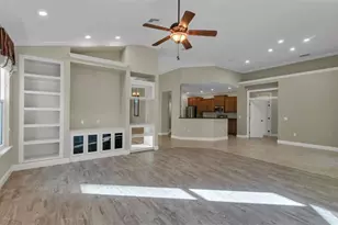 8288 Lake James Dr, Lakeland, FL 33810 - Photo 13