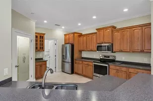 8288 Lake James Dr, Lakeland, FL 33810 - Photo 3