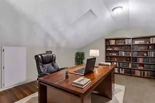 236 Village Crest Ct, Lakeland, FL 33809 - Photo 3