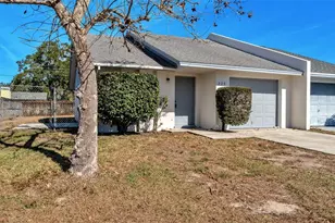 236 Village Crest Ct, Lakeland, FL 33809 - Photo 1