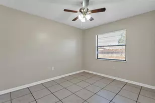 236 Village Crest Ct, Lakeland, FL 33809 - Photo 7