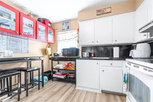 628 E Laurel Ave, Eagle Lake, FL 33839 - Photo 19