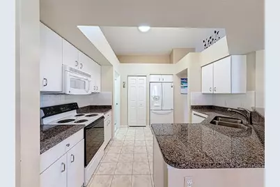 5865 Macaw Place, Lakeland, FL 33809 - Photo 11