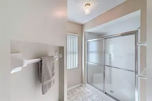 5865 Macaw Pl, Lakeland, FL 33809 - Photo 17