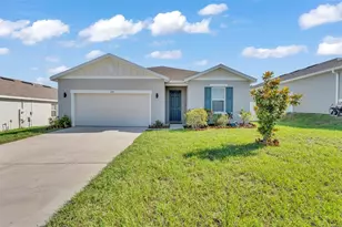 1725 Hilltop Dr, Dundee, FL 33838 - Photo 1