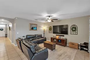 198 St Thomas Dr, Mulberry, FL 33860 - Photo 9