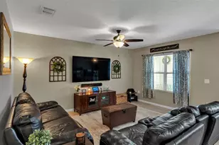 198 St Thomas Dr, Mulberry, FL 33860 - Photo 7