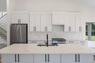 1944 Vista View Dr, Lakeland, FL 33813 - Photo 19