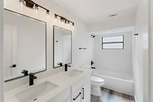 1944 Vista View Dr, Lakeland, FL 33813 - Photo 33