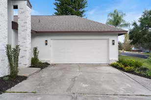 1944 Vista View Dr, Lakeland, FL 33813 - Photo 5