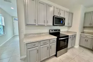 309 Gina Ln, Davenport, FL 33837 - Photo 5