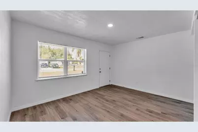 3190 Avenue Q NW, Winter Haven, FL 33881 - Photo 9