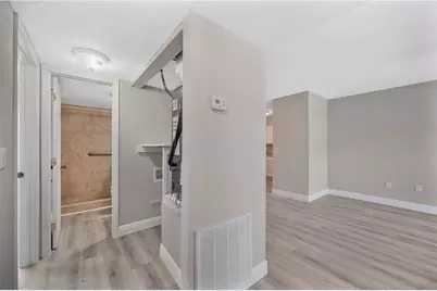 1920 E Edgewood Drive #L5, Lakeland, FL 33803 - Photo 15