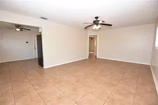 1317 E Myrtle St, Lakeland, FL 33801 - Photo 7