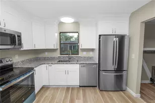 4084 The Fenway, Mulberry, FL 33860 - Photo 13