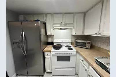 520 Fairhope Drive, Apollo Beach, FL 33572 - Photo 5