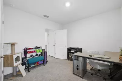 1651 Hazy Sea Drive, Plant City, FL 33565 - Photo 17