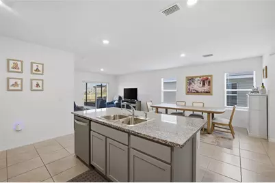 1651 Hazy Sea Drive, Plant City, FL 33565 - Photo 7