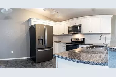 2262 Garden Chase Drive, Lakeland, FL 33812 - Photo 7