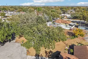 1902 Indian Trails Ct, Lakeland, FL 33813 - Photo 41