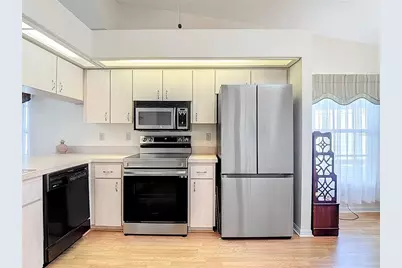 38460 Cottonwood Place #38460, Zephyrhills, FL 33542 - Photo 13