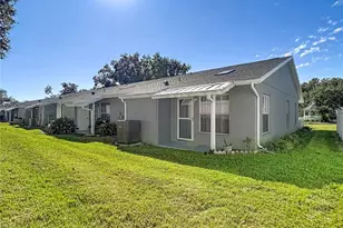 38460 Cottonwood Pl, Zephyrhills, FL 33542 - Photo 37
