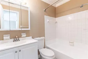 102 Oak Crest Dr NW, Winter Haven, FL 33881 - Photo 7