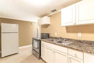 114 E Northside Dr, Lake Wales, FL 33853 - Photo 5