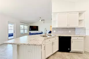 1471 Eagle Crest Blvd, Winter Haven, FL 33881 - Photo 11