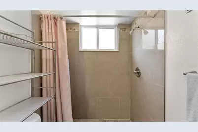 1600 W Lake Parker Drive #C8, Lakeland, FL 33805 - Photo 9