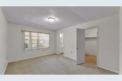 487 Lake Carolyn Circle, Lakeland, FL 33813 - Photo 17