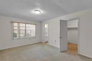 487 Lake Carolyn Cir, Lakeland, FL 33813 - Photo 17