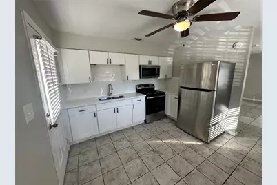 845 Castle Way, Lakeland, FL 33803 - Photo 5