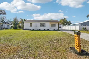 13929 2nd St, Dade City, FL 33525 - Photo 1