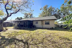 220 E Lawson Dr, Auburndale, FL 33823 - Photo 17