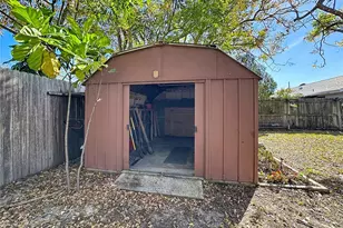 220 E Lawson Dr, Auburndale, FL 33823 - Photo 7