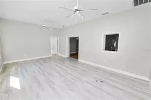6228 Springwoods Ln, Lakeland, FL 33811 - Photo 9