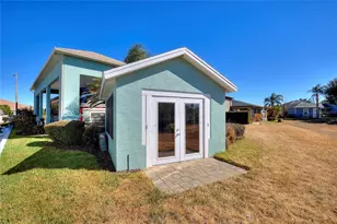 1030 Crossroads Dr, Polk City, FL 33868 - Photo 5