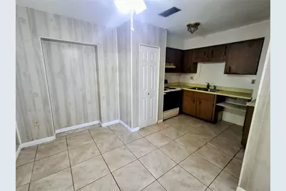 112 Amy Circle, Lakeland, FL 33809 - Photo 5