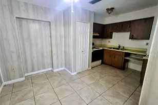 112 Amy Cir, Lakeland, FL 33809 - Photo 5