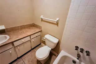 112 Amy Cir, Lakeland, FL 33809 - Photo 13